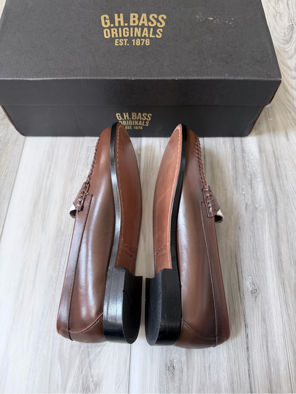 G.H. Bass Whitney Weejuns Brown White Leather Penny Loafers Women’s 7.5 - Picture 7 of 14
